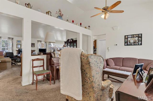 16328 Hampden Place, Florissant, MO 63034