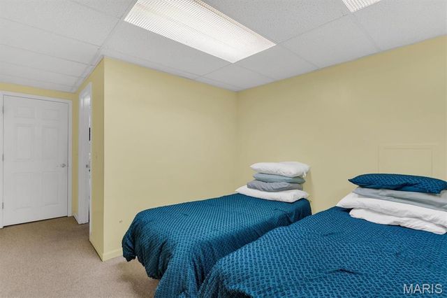 16328 Hampden Place, Florissant, MO 63034