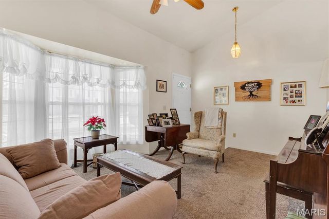 16328 Hampden Place, Florissant, MO 63034