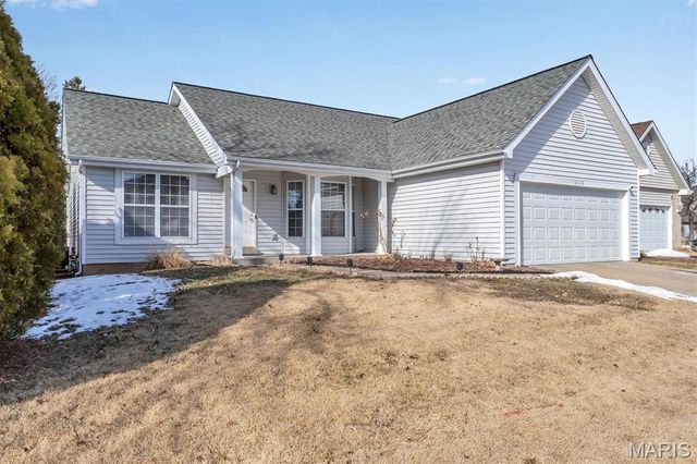 16328 Hampden Place, Florissant, MO 63034