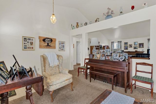 16328 Hampden Place, Florissant, MO 63034