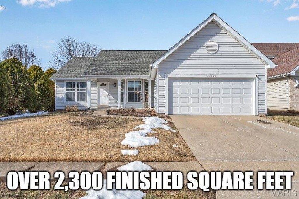 16328 Hampden Place, Florissant, MO 63034