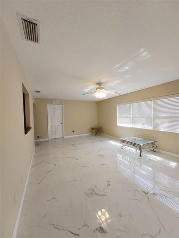 1102 NE 21ST TERRACE, Ocala, FL 34470