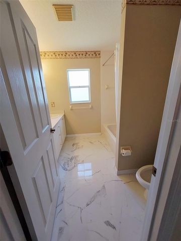 1102 NE 21ST TERRACE, Ocala, FL 34470