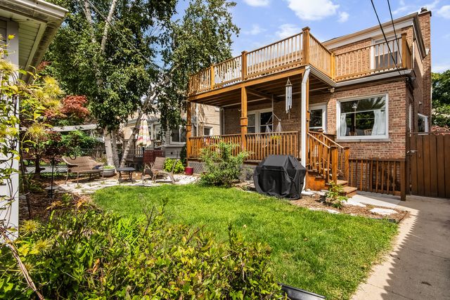 5706 N Mozart Street, Chicago, IL 60659