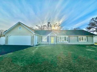 1901 W 56th Street, La Grange Highlands, IL 60525