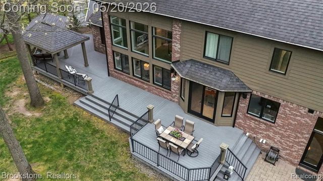 2157 Canterwood, Highland, MI 48357