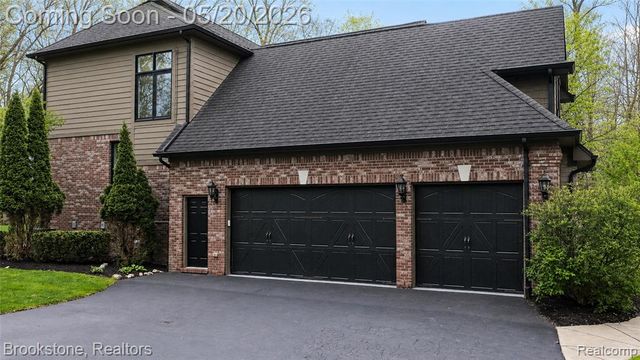 2157 Canterwood, Highland, MI 48357
