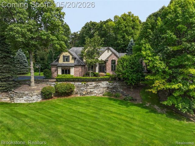 2157 Canterwood, Highland, MI 48357