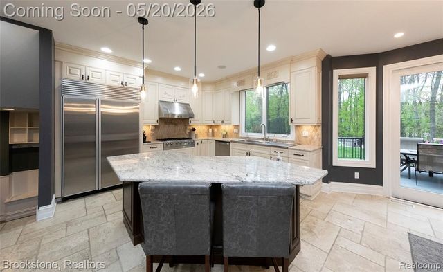 2157 Canterwood, Highland, MI 48357