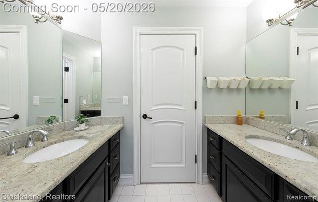 2157 Canterwood, Highland, MI 48357