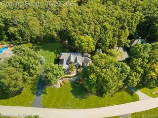 2157 Canterwood, Highland, MI 48357
