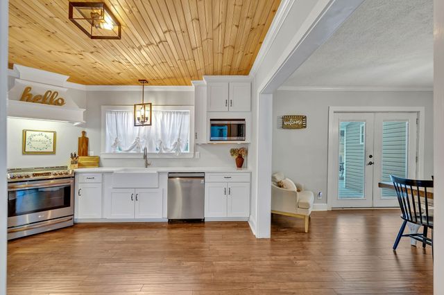 3132 Fishing Ford Rd, Petersburg, TN 37144