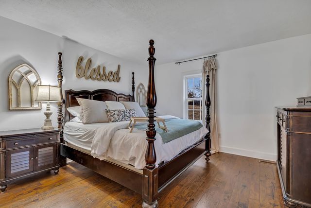 3132 Fishing Ford Rd, Petersburg, TN 37144