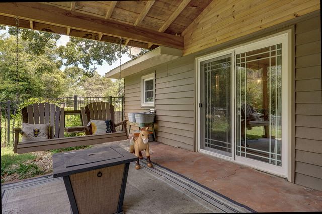 419 Rose Bush Drive, Marshfield, MO 65706