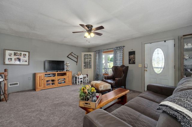 419 Rose Bush Drive, Marshfield, MO 65706