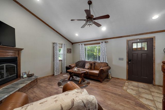 419 Rose Bush Drive, Marshfield, MO 65706