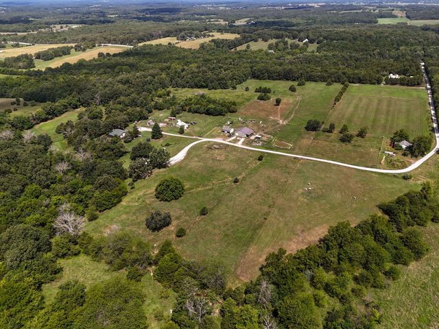 419 Rose Bush Drive, Marshfield, MO 65706