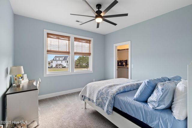 817 Sweetgrass Street, Holly Ridge, NC 28445