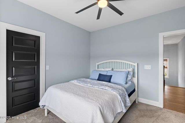 817 Sweetgrass Street, Holly Ridge, NC 28445