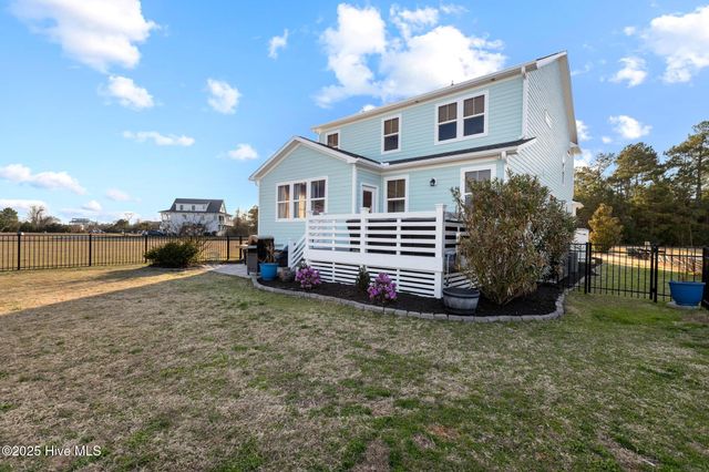 817 Sweetgrass Street, Holly Ridge, NC 28445