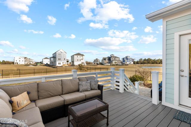 817 Sweetgrass Street, Holly Ridge, NC 28445