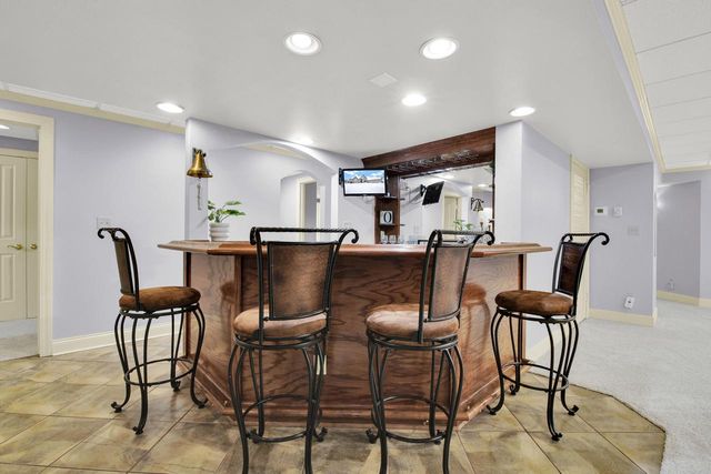 W132N6509 West View COURT, Menomonee Falls, WI 53051