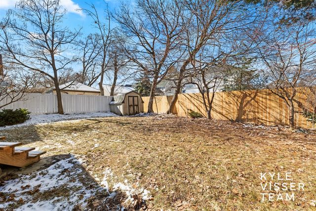 617 Rosewood Avenue, East Grand Rapids, MI 49506