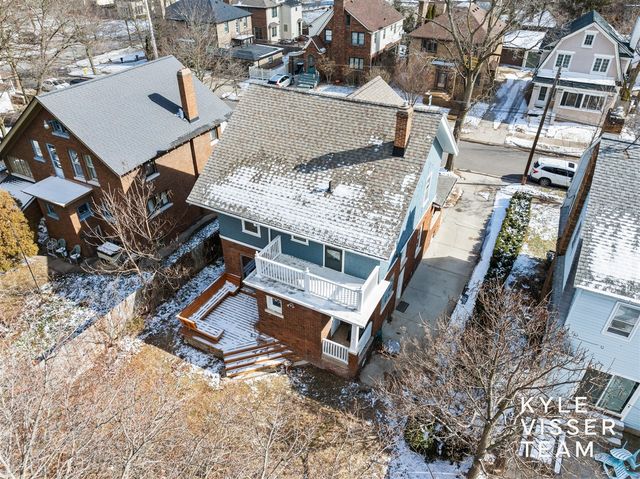 617 Rosewood Avenue, East Grand Rapids, MI 49506