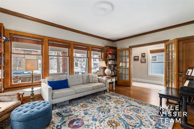 617 Rosewood Avenue, East Grand Rapids, MI 49506