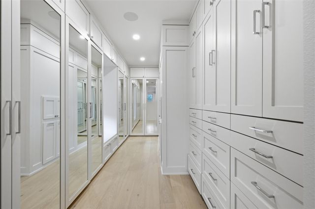 3210 Lacevine LN, Austin, TX 78735