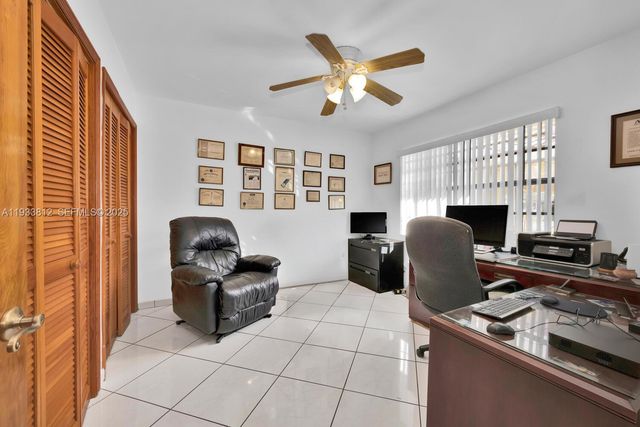 165 W 50th St, Hialeah, FL 33012