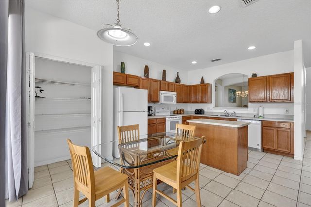 630 SOLANA CIRCLE, Davenport, FL 33837