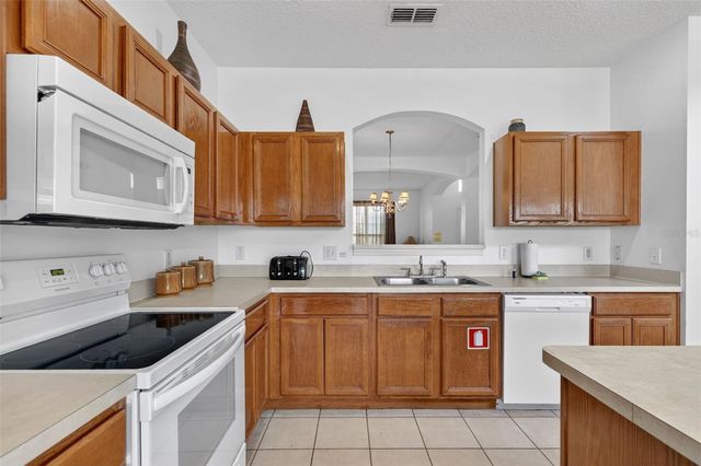630 SOLANA CIRCLE, Davenport, FL 33837