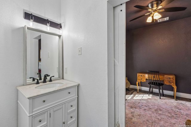 1444 McKinley Ave, San Antonio, TX 78210
