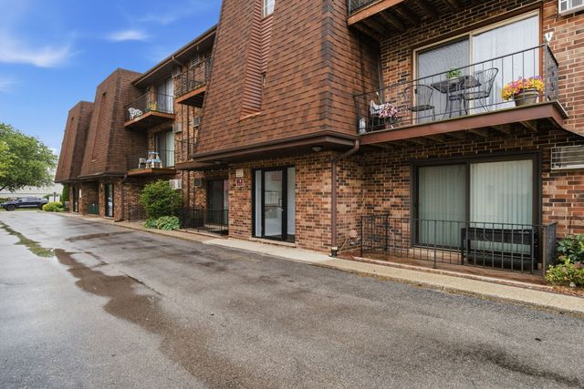 9812 Sayre Avenue 3E, Chicago Ridge, IL 60415