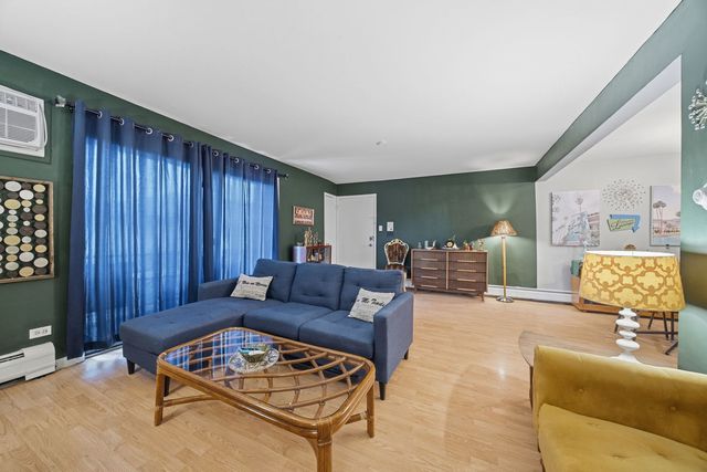 9812 Sayre Avenue 3E, Chicago Ridge, IL 60415
