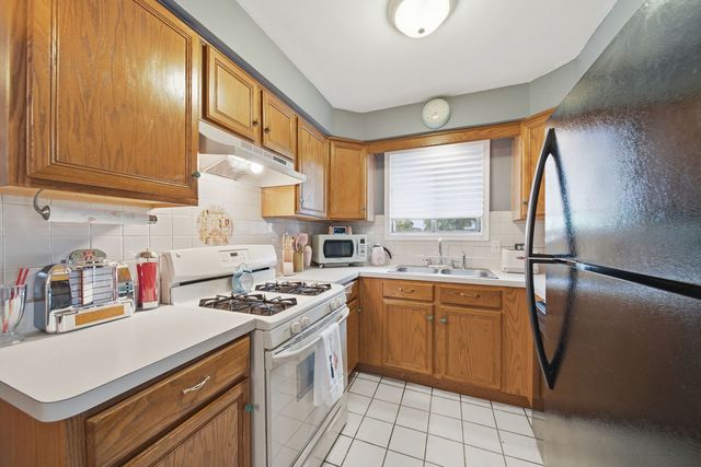 9812 Sayre Avenue 3E, Chicago Ridge, IL 60415