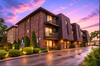 9812 Sayre Avenue 3E, Chicago Ridge, IL 60415