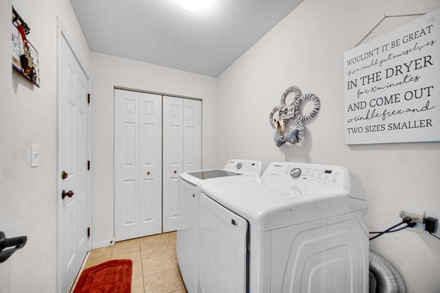 323 E 129th Place, Crown Point, IN 46307