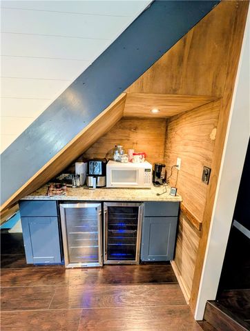 142 Avenue G, Forest Hills Boro, PA 15221