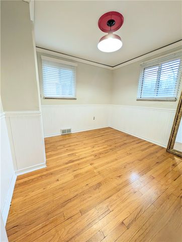 142 Avenue G, Forest Hills Boro, PA 15221