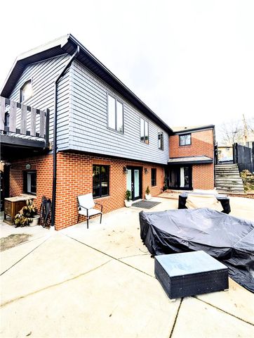 142 Avenue G, Forest Hills Boro, PA 15221