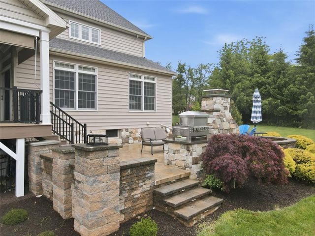 6800 Stella Circle, Coopersburg Boro, PA 18036