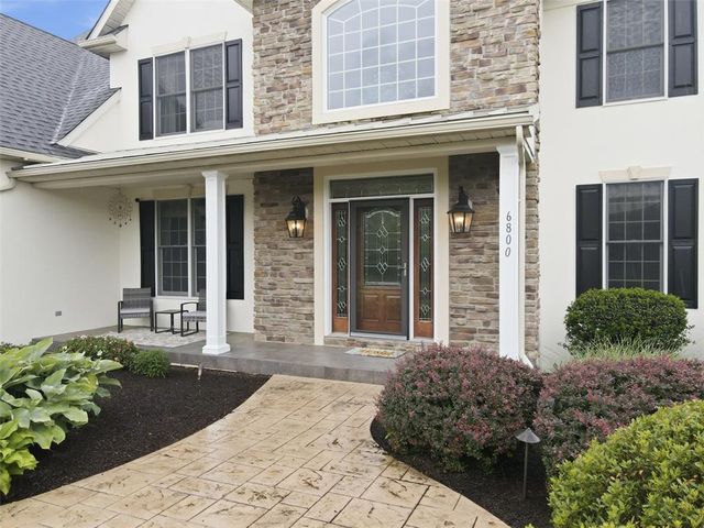 6800 Stella Circle, Coopersburg Boro, PA 18036