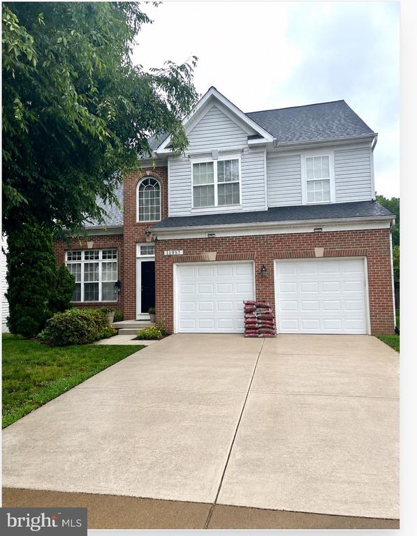 11957 MOLLY PITCHER CIR, Manassas, VA 20109
