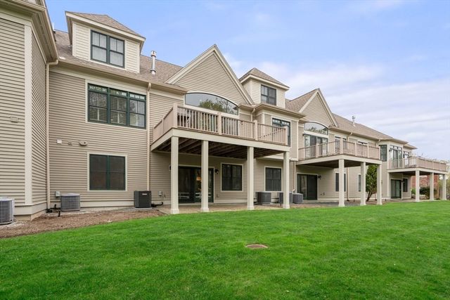 3 Meadows Lane 3, Belmont, MA 02478