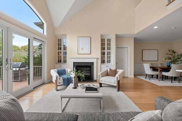3 Meadows Lane 3, Belmont, MA 02478