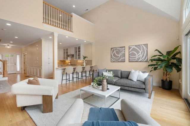 3 Meadows Lane 3, Belmont, MA 02478