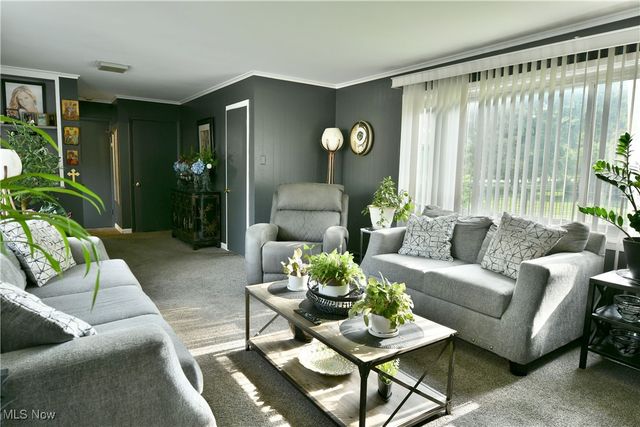 3053 E Market Street, Warren, OH 44483